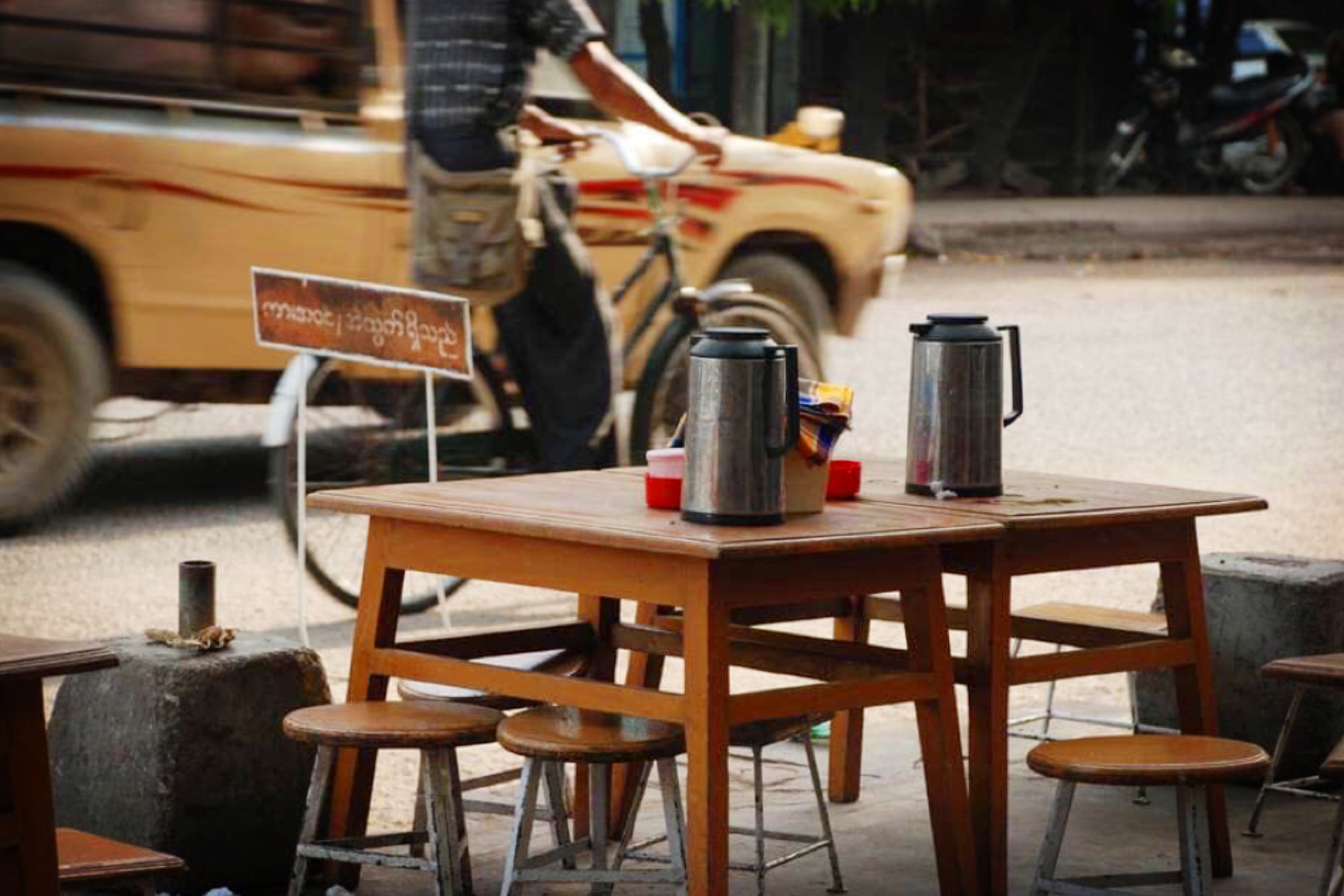 Burmese-Teashop-Culture