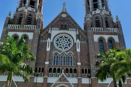 聖マリア大聖堂（St. Mary’s Cathedral）-ミャンマー最大級の歴史ある大聖堂-