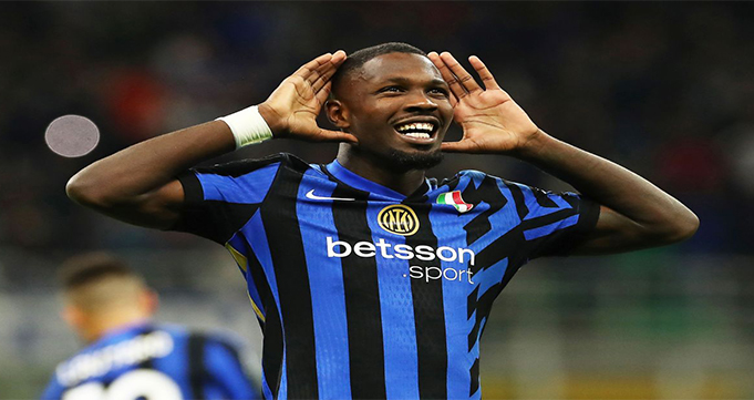 Arne Slot Ingin Boyong Bomber Inter Milan ke Liverpool